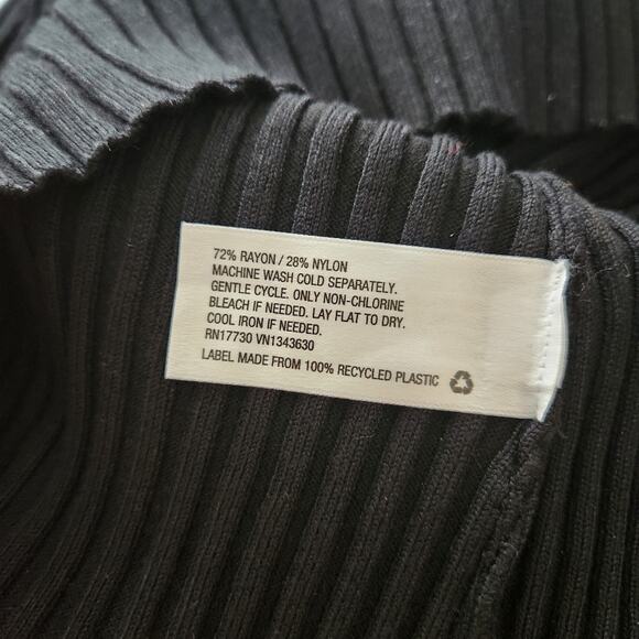 Future Collective Twist open back pullover knit black sweater size small - Picture 6 of 6